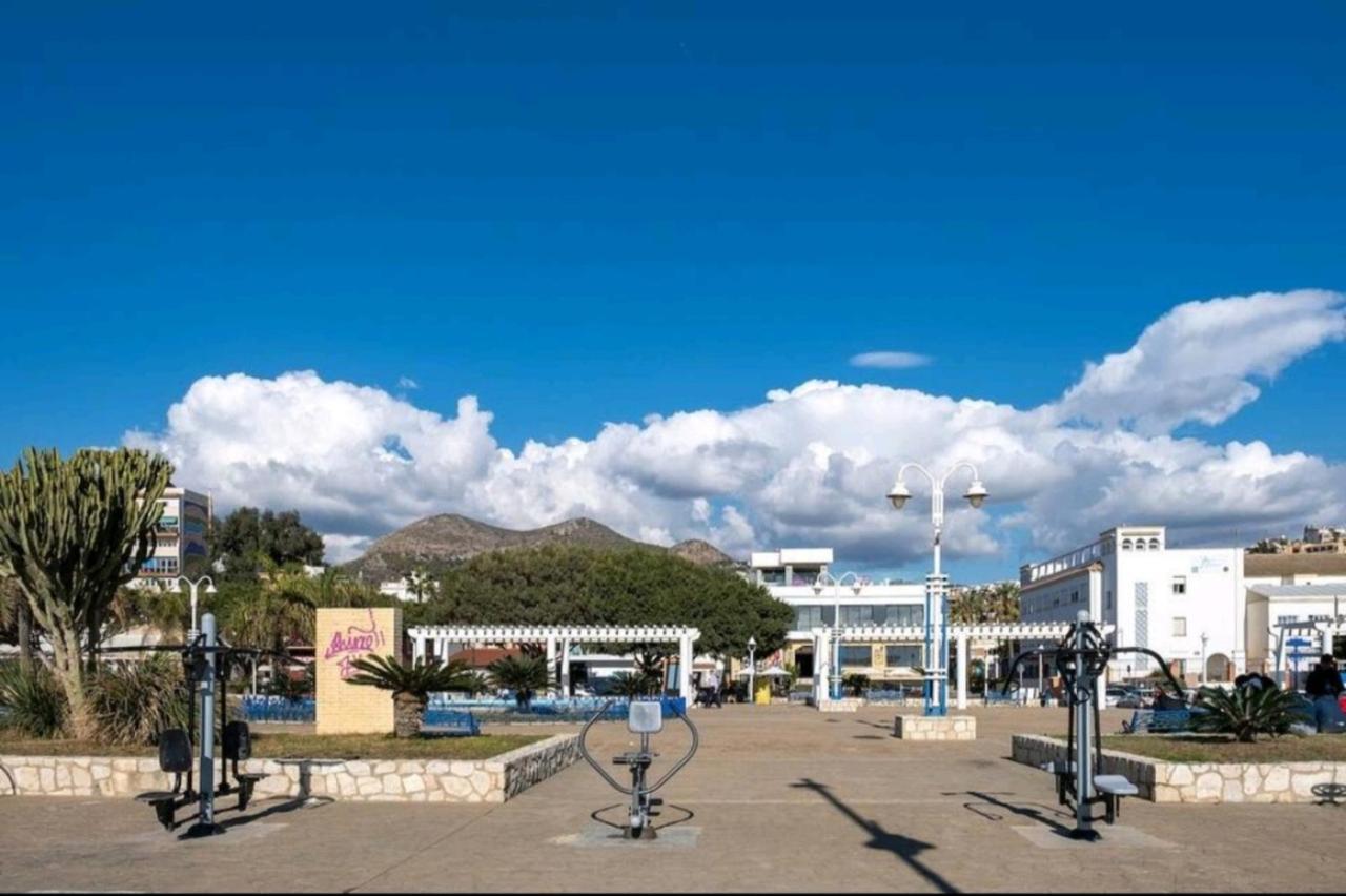 Waterfront Beach B Leilighet